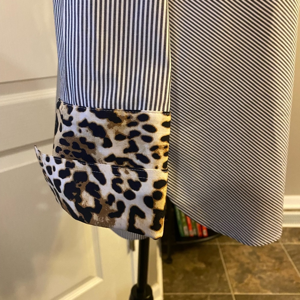 Blue Pin Striped with Leopard pattern - Picture 8 of 9